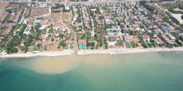 Büyükçekmece Kumburgaz’da denizin rengi değişti