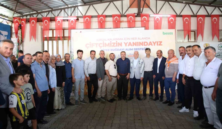 Büyükşehir ‘siyez buğdayı’ desteğiyle çiftçinin yanında