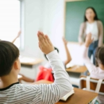 Büyükşehir’den öğrencilere eğitim ve kırtasiye desteği