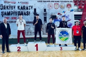 Büyükşehirli karateciler yine podyumda