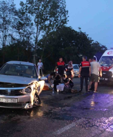 Çan’da otomobiller çarpıştı: 5 yaralı