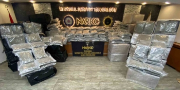 Çatalca’da tırın içerisinden 921 kilogram uyuşturucu madde ele geçirildi