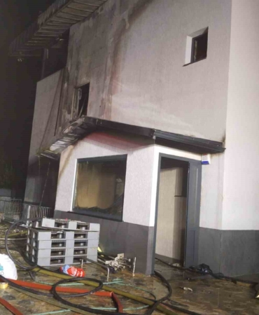 Çekmeköy’de lüks villa alev alev yandı