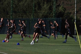 Cher Ndour, Beşiktaş’la ilk antrenmanına çıktı