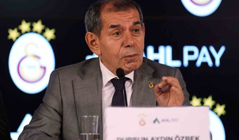 Dursun Özbek: “Transfer sürecinde kaptanlık dallarında da değişiklik yapılabiliyor”