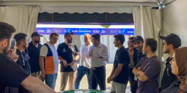 Elektrikli araçlar pistte Rektör Sarıbıyık destekte