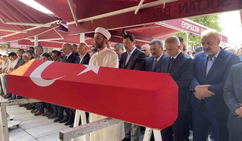 Emekli Tuğgeneral Adnan Tanrıverdi son yolculuğuna uğurlandı