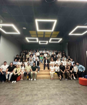 Enerjisa Dağıtım Şirketleri yaz staj programı ile gençlerin kariyer yolculuğunu destekliyor