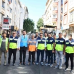 Esenyurt Belediye Başkanı Ahmet Özer, asfaltlama çalışmalarına katıldı