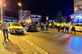 Esenyurt’ta aracın çarptığı üç yaşındaki çocuk hayatını kaybetti... Feci kaza kamerada