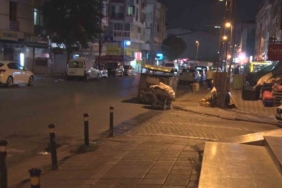 Esenyurt’ta bıçaklı saldırgan dehşet saçtı: 1’i polis 2 kişi yaralandı