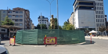 Eski Belediye Kavşağı bölgesinde trafik düzenlemesi