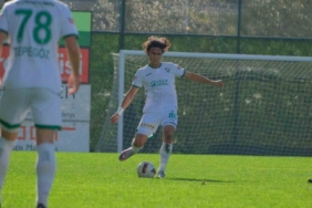 Fenerbahçe’ye transfer olan Yiğit Fidan, Bursaspor’a veda etti