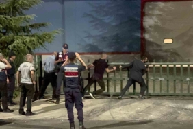 Film gibi olay, kendi mallarını alırken hırsızlık baskını yedi