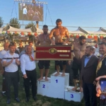 Geleneksel Arnavutköy Yağlı Güreşleri’nde şampiyon Mustafa Taş oldu