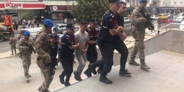 Gençlerin kavgası kanlı bitti: 1 kişi öldü