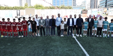 Gençlik ve Spor Bakanı Bak geleceğin sporcularıyla buluştu