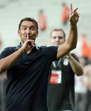 Giovanni van Bonckhorst, Beşiktaş taraftarını kırmadı