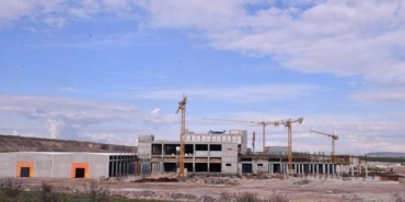 Gönen’de inşaattan düşen işçi hayatını kaybetti