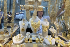 Gram altın rekor kırmaya devam ediyor