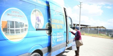 Hasta nakil hizmeti takdir topluyor