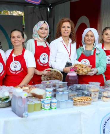 Hemşehri buluşmalarına unutulmaz başlangıç: Rumeli-Balkan rüzgarı Millet Bahçesi’nde esti