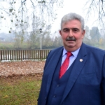 Husumetlilerin kavgasında kan aktı: Mahalle muhtarı göğsünden bıçaklandı