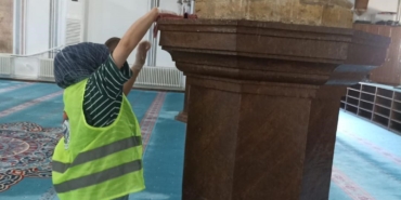 İbadet alanlarında temizlik çalışmaları