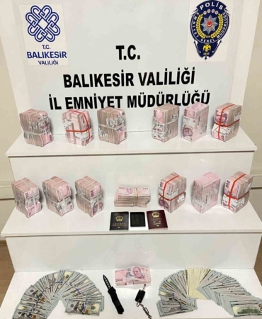 İki yabancıyı gasp eden şahıslar Balıkesir’de yakalandı