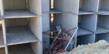 İnşaattan düşen işçi ağır yaralandı