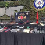 İstanbul’da kaçakçılık operasyonu: Dünyaca ünlü markalara ait 108 bin taklit ürün ele geçirildi