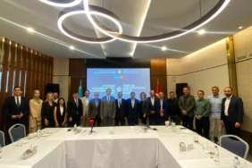 İstanbul’da Kazakistan ile Türkiye arasındaki ikili ilişkilerin güçlendirilmesi kapsamında dostluk toplantısı düzenlendi