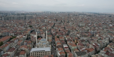 “İstanbul’da kendiliğinden yıkılacak 400 bina var”