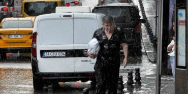 İstanbul’da sağanak yağış etkili oluyor