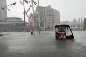 İstanbul’da sağanak yağış etkili oluyor