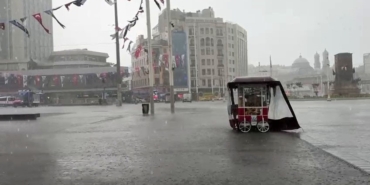 İstanbul’da sağanak yağış etkili oluyor