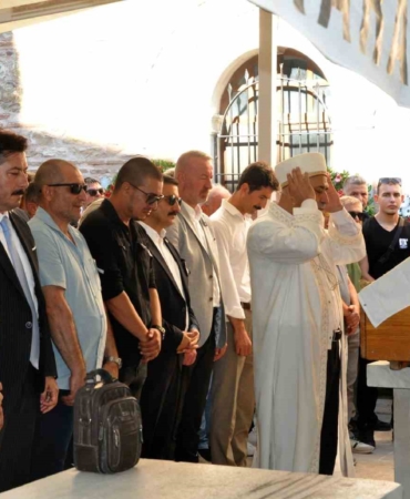 Kalp krizi geçiren Karacabey Belediye Başkan Yardımcısı son yolculuğuna uğurlandı