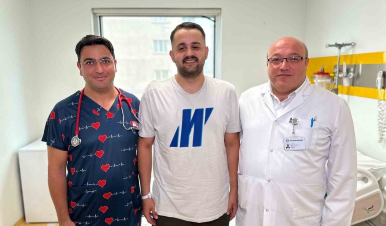 Kalp krizi sonucu organları iflasın eşiğine gelen genç, beyni soğutularak hayata yeniden tutundu