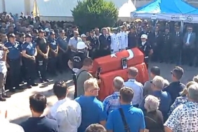 Kalp krizi sonucu vefat eden komiser için tören düzenlendi