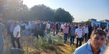 Kapaklı’da evinde ölü bulunan genç, son yolculuğuna uğurlandı