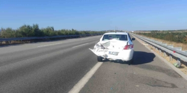 Karacabey’de iki otomobil çarpıştı: 2’si çocuk 4 yaralı