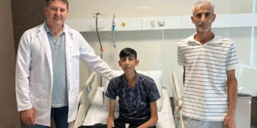 Karaciğer nakli bekleyen 18 yaşındaki gence dayısı umut oldu