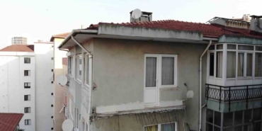 Kartal’da balkonu çöken apartman sakini: “Umurumda bile değil”