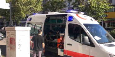 Kazaya karışan el arabalı hurdacı olay yerinden kaçtı