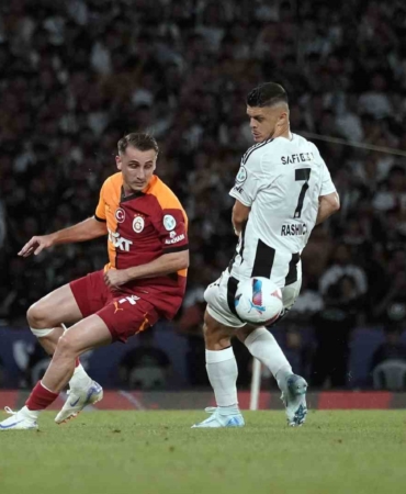 Kerem Aktürkoğlu: “Galatasaray menfaatleri için yaşamayı ve bana görev verildiği zaman mücadele etmeyi sürdüreceğim”