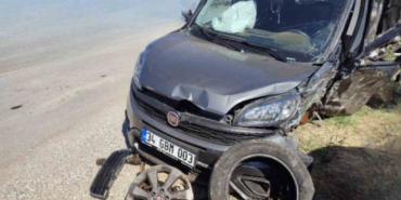 Keşan’da hafif ticari araç ile otomobilin çarpıştığı kazada 6 kişi yaralandı