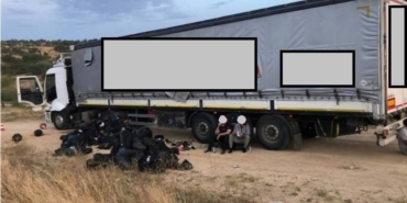 Kırklareli’nde 30 düzensiz göçmen yakalandı