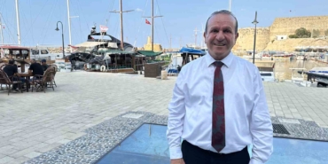 KKTC’li  bakandan Türkiye’ye çağrı: ’’Başka adalara değil, kendi adanıza gelin’’