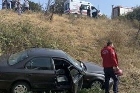 Kontrolden çıkan otomobil tarlaya uçtu: 1 yaralı