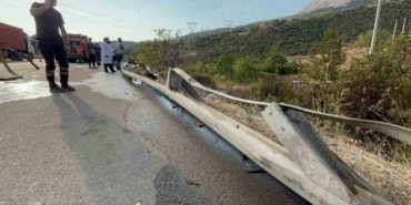 Kontrolden çıkan tır şarampole uçtu, sürücü şans eseri kurtuldu